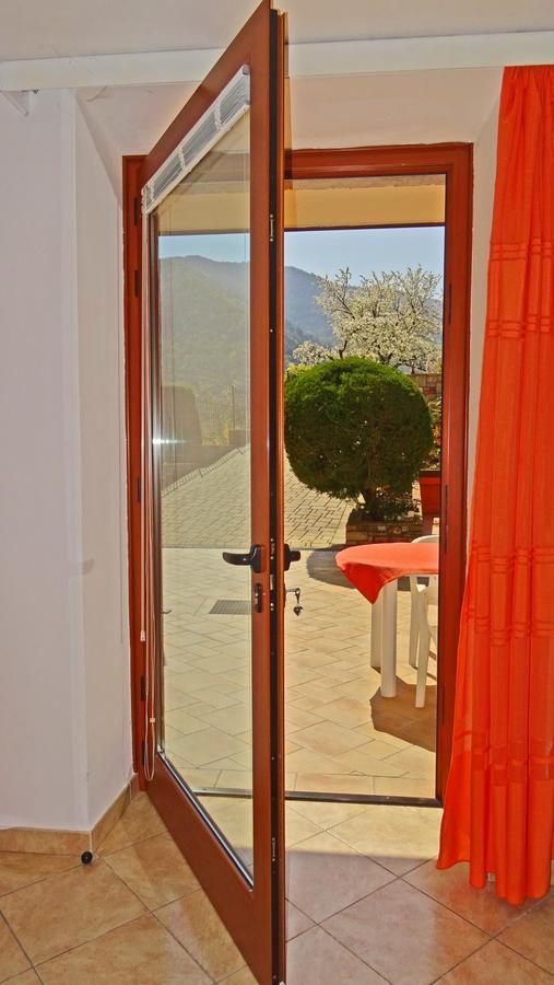 Casa Belvedere Garden by Gardadomusmea Tremosine Exterior foto